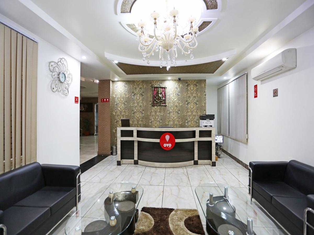 Oyo 4635 Sheetal Hotel Haldwāni Esterno foto
