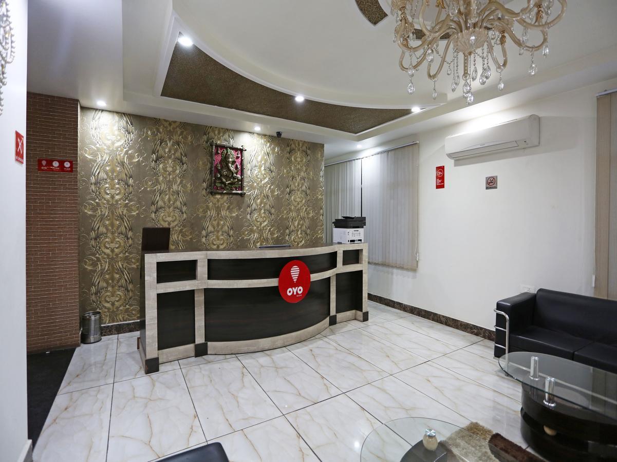 Oyo 4635 Sheetal Hotel Haldwāni Esterno foto